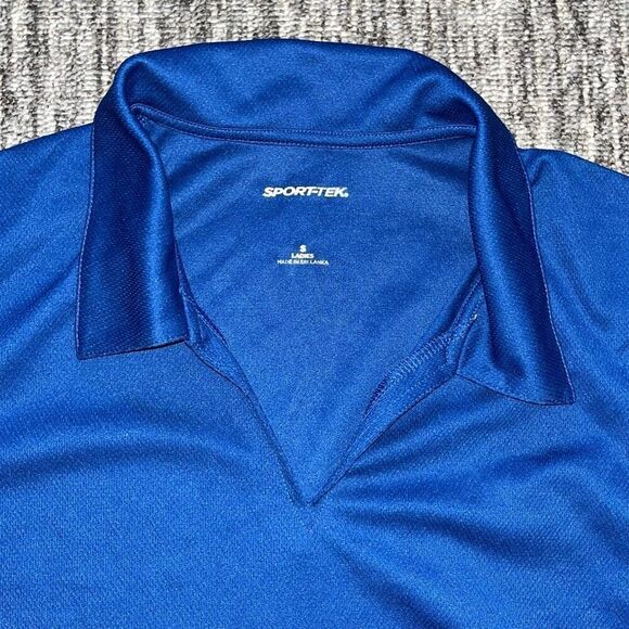 Sport Tek Women’s Size Small Short Sleeve Polo Shirt Blue V Neck‎ Collared NWOT - Picture 2 of 7